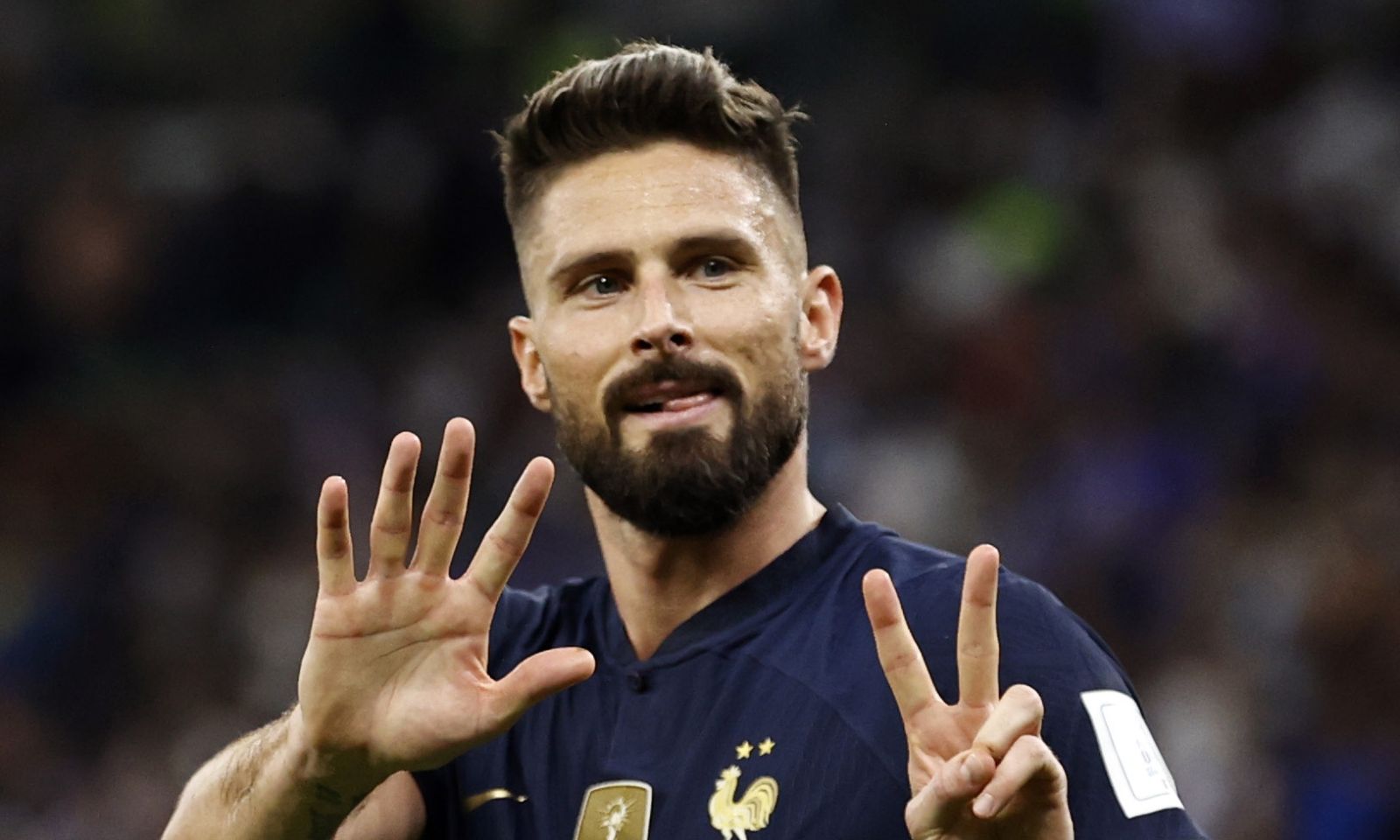 Giroud có những chia sẻ mới nhất của anh, đã làm dư luận xôn xao